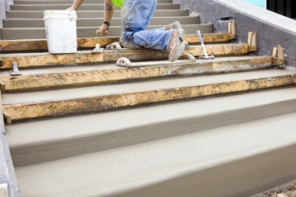 Concrete Steps Pouring in Grove City