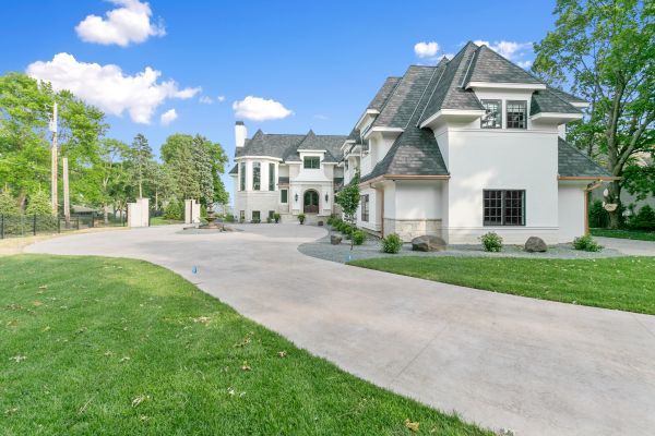 Cost of Concrete Driveway Installation in Grove City