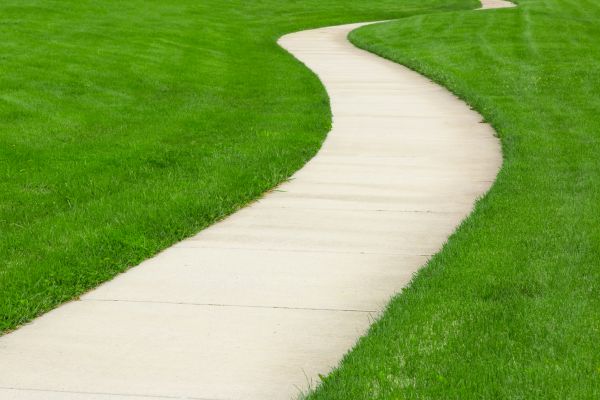 Walkway Building in Grove City