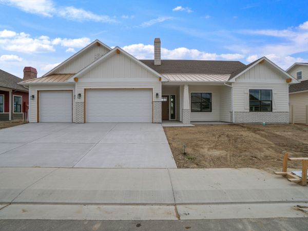 Cost of Driveway Apron Paving in Grove City